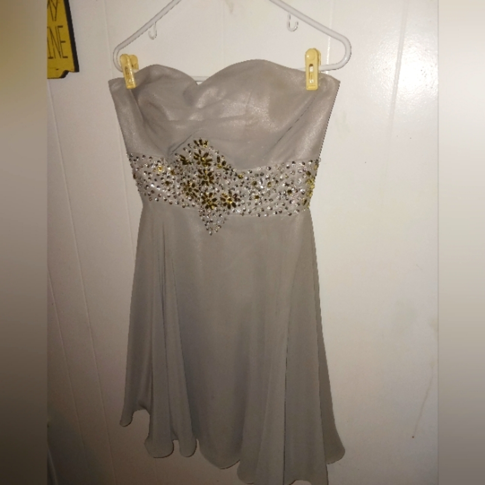 Strapless formal dress with bling